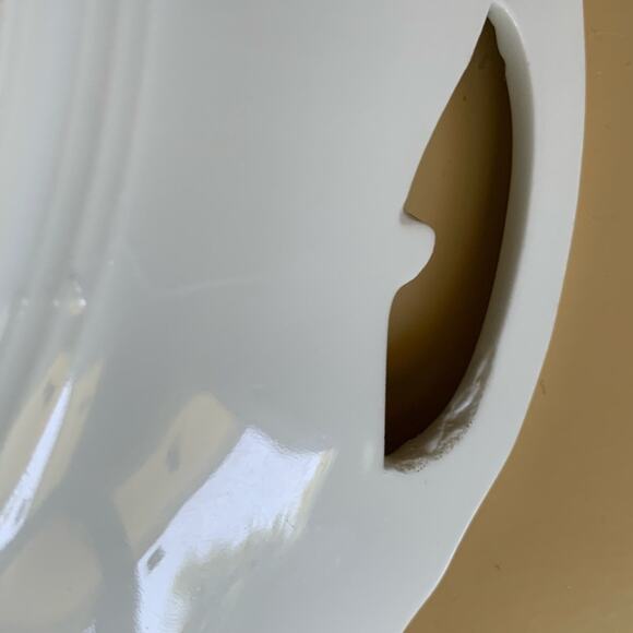 Vintage Floral White/Gold 10" Serving Plate w/Pierced Handles Textured Rim - Picture 10 of 13